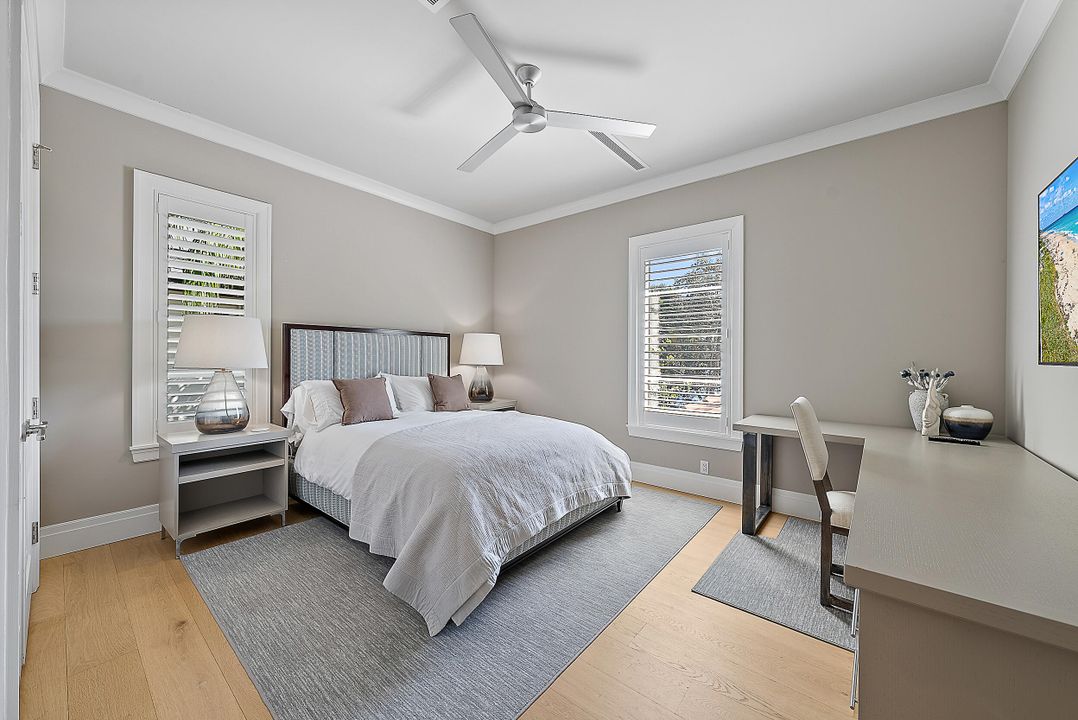 На продажу: $13,500,000 (6 спален, 5 ванн, 5600 Квадратных фут)