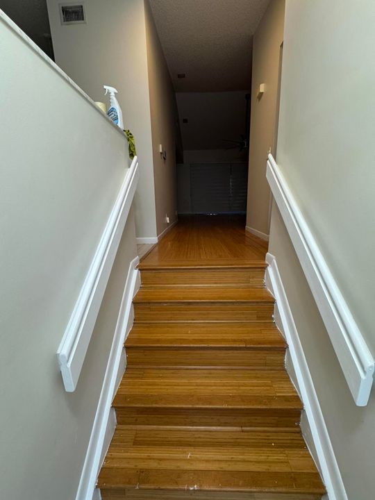 For Rent: $2,700 (3 beds, 2 baths, 1458 Square Feet)