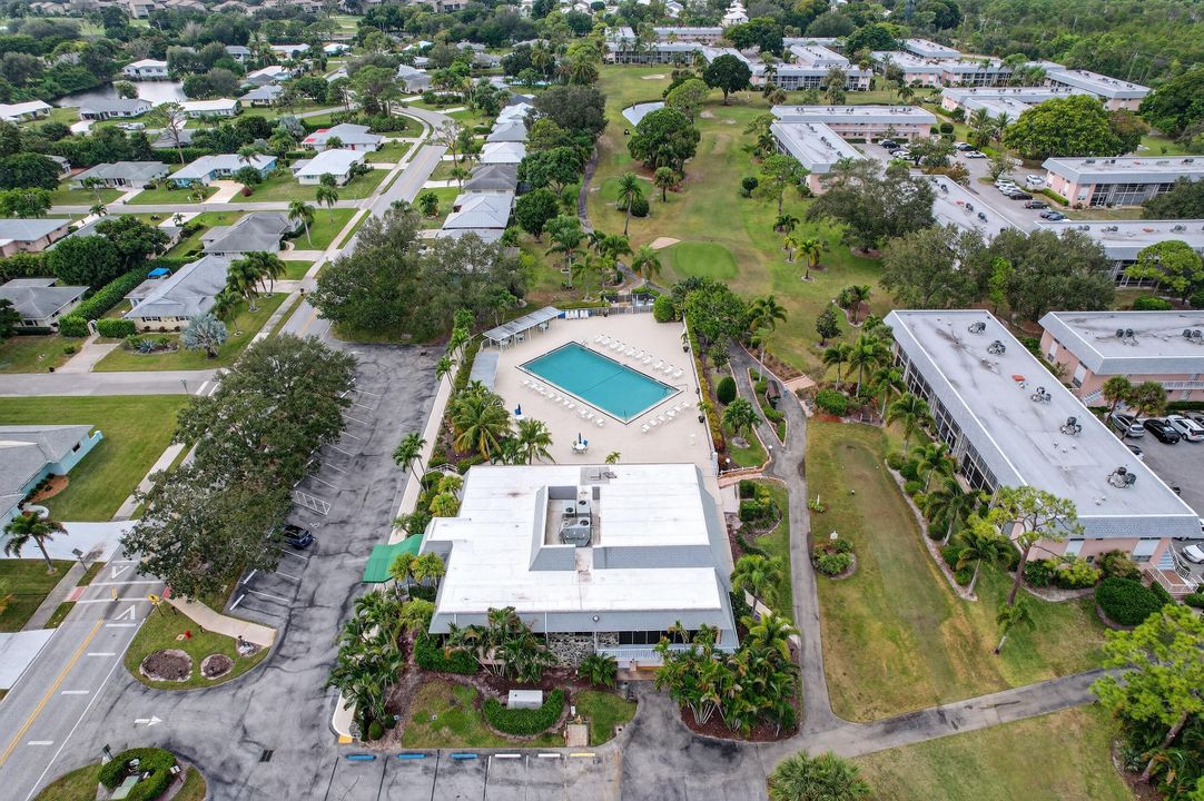 待售: $195,000 (2 贝兹, 1 浴室, 910 平方英尺)