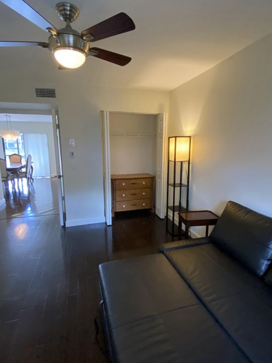 For Rent: $2,950 (2 beds, 2 baths, 1242 Square Feet)