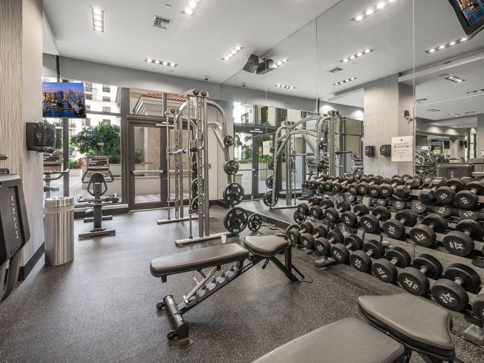 На продажу: $775,000 (2 спален, 2 ванн, 1170 Квадратных фут)