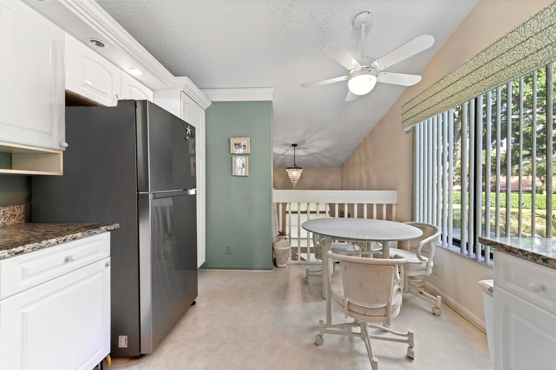 待售: $249,900 (3 贝兹, 2 浴室, 1648 平方英尺)