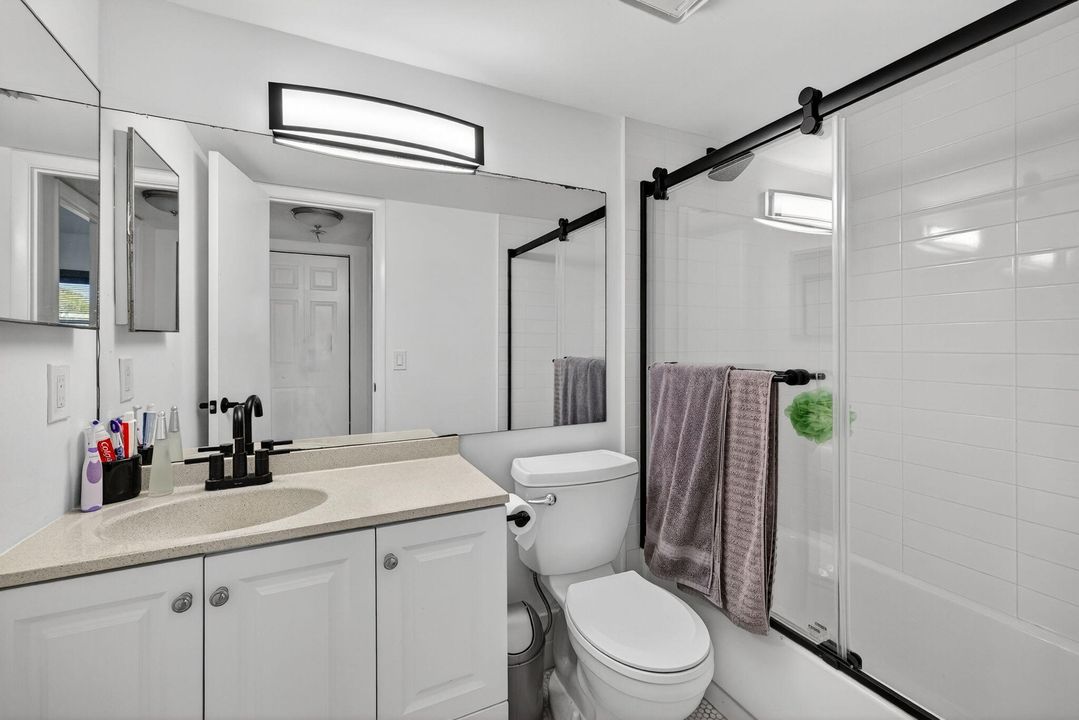 En Venta: $199,000 (2 camas, 2 baños, 1140 Pies cuadrados)