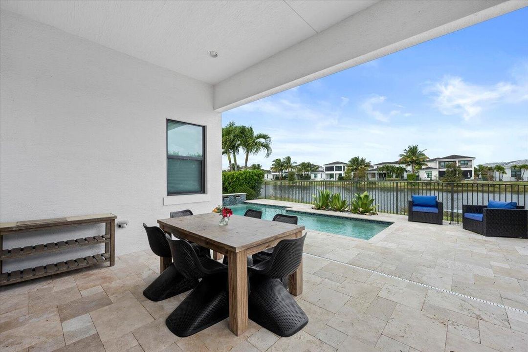 En Renta: $10,000 (3 camas, 2 baños, 2359 Pies cuadrados)