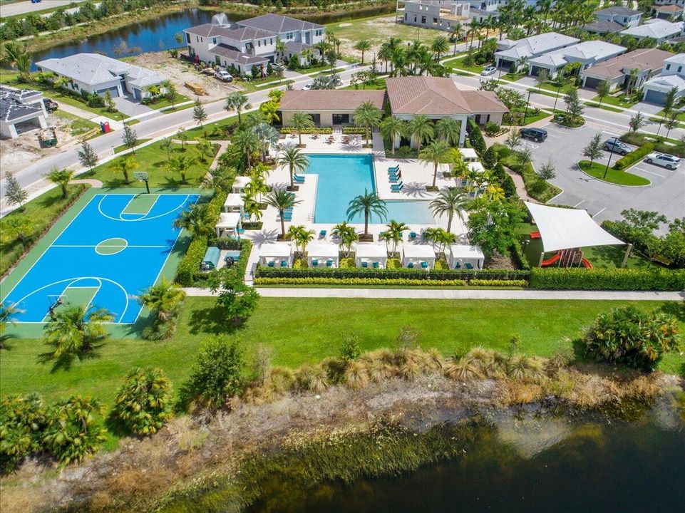 En Renta: $10,000 (3 camas, 2 baños, 2359 Pies cuadrados)