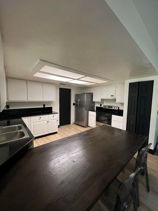 For Sale: $489,000 (3 beds, 2 baths, 1440 Square Feet)