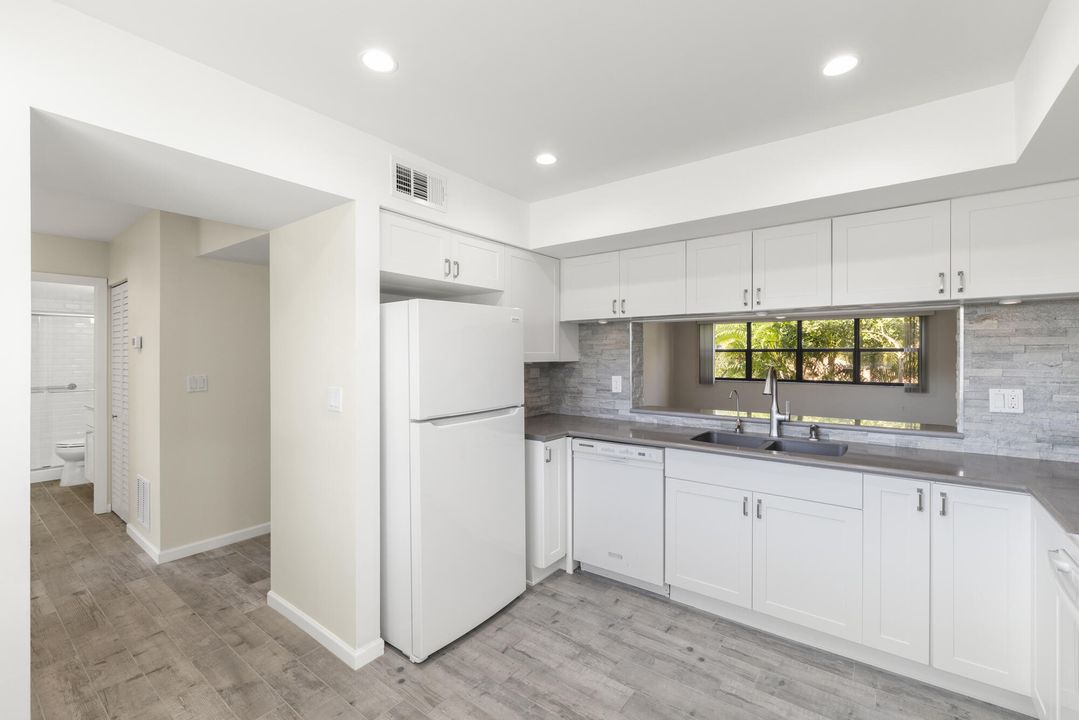 En Venta: $359,900 (2 camas, 2 baños, 1263 Pies cuadrados)