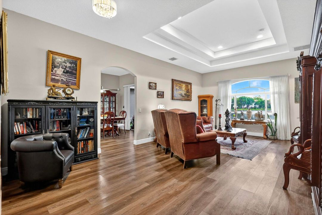 出租: $3,500 (3 贝兹, 2 浴室, 1822 平方英尺)