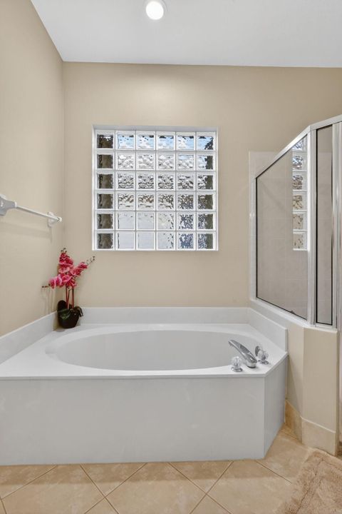 出租: $3,500 (3 贝兹, 2 浴室, 1822 平方英尺)