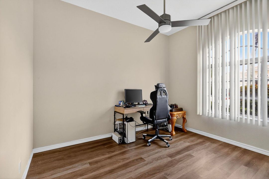 出租: $3,500 (3 贝兹, 2 浴室, 1822 平方英尺)