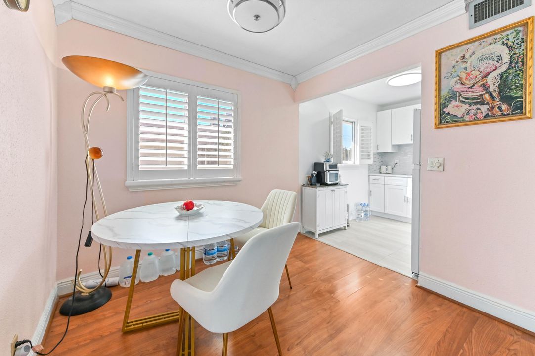 На продажу: $105,000 (2 спален, 2 ванн, 880 Квадратных фут)