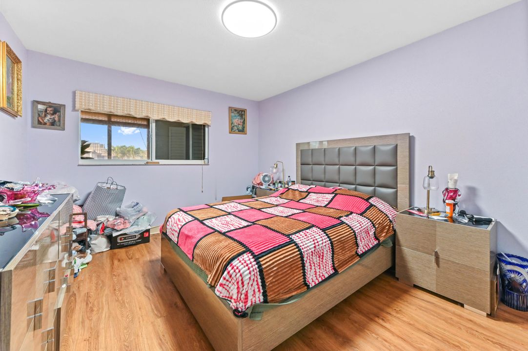 На продажу: $105,000 (2 спален, 2 ванн, 880 Квадратных фут)