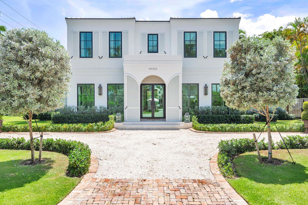 For Sale: $7,998,000 (5 beds, 5 baths, 4725 Square Feet)