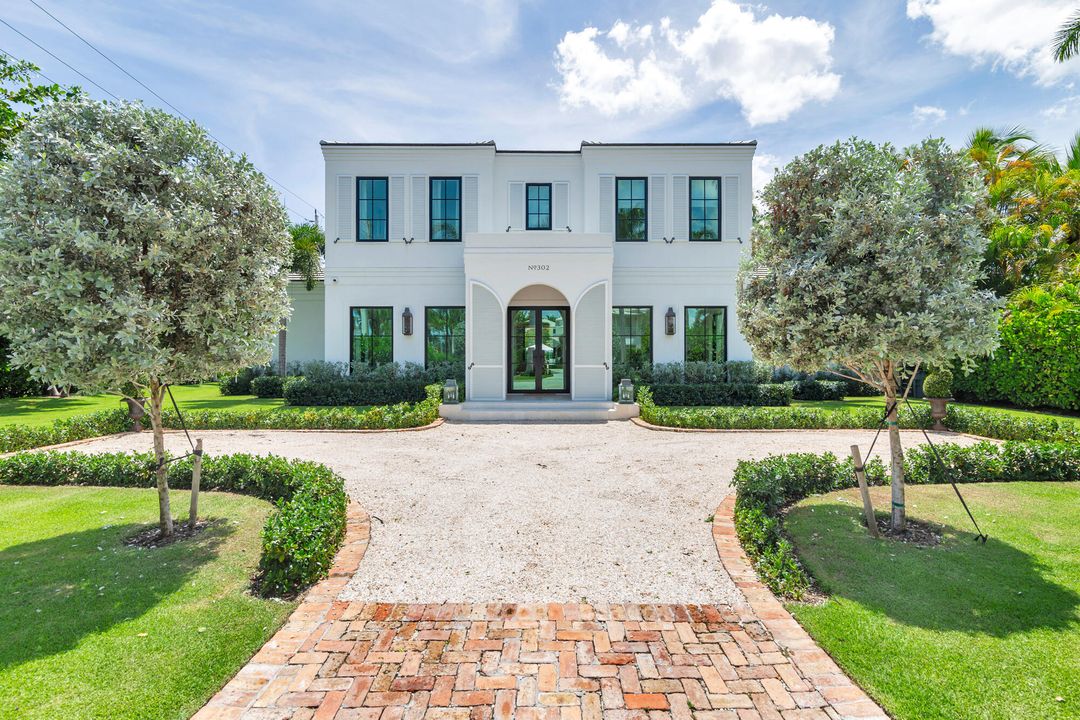 For Sale: $7,998,000 (5 beds, 5 baths, 4725 Square Feet)