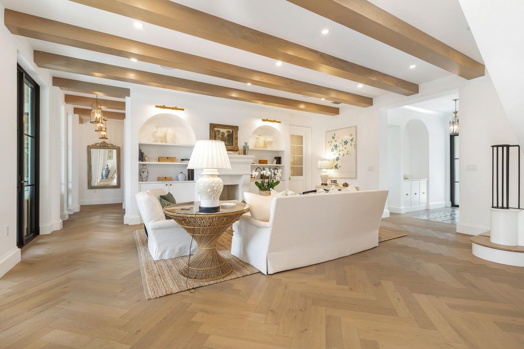 For Sale: $7,998,000 (5 beds, 5 baths, 4725 Square Feet)