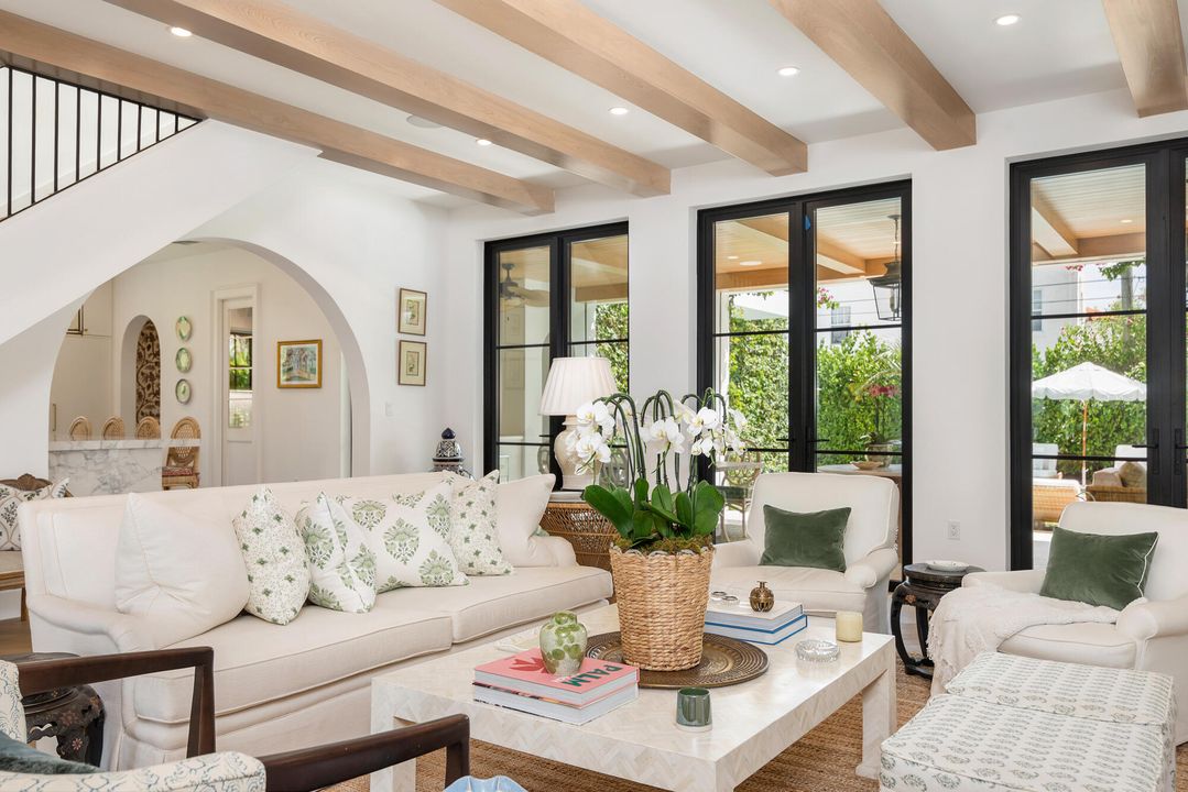 For Sale: $7,998,000 (5 beds, 5 baths, 4725 Square Feet)