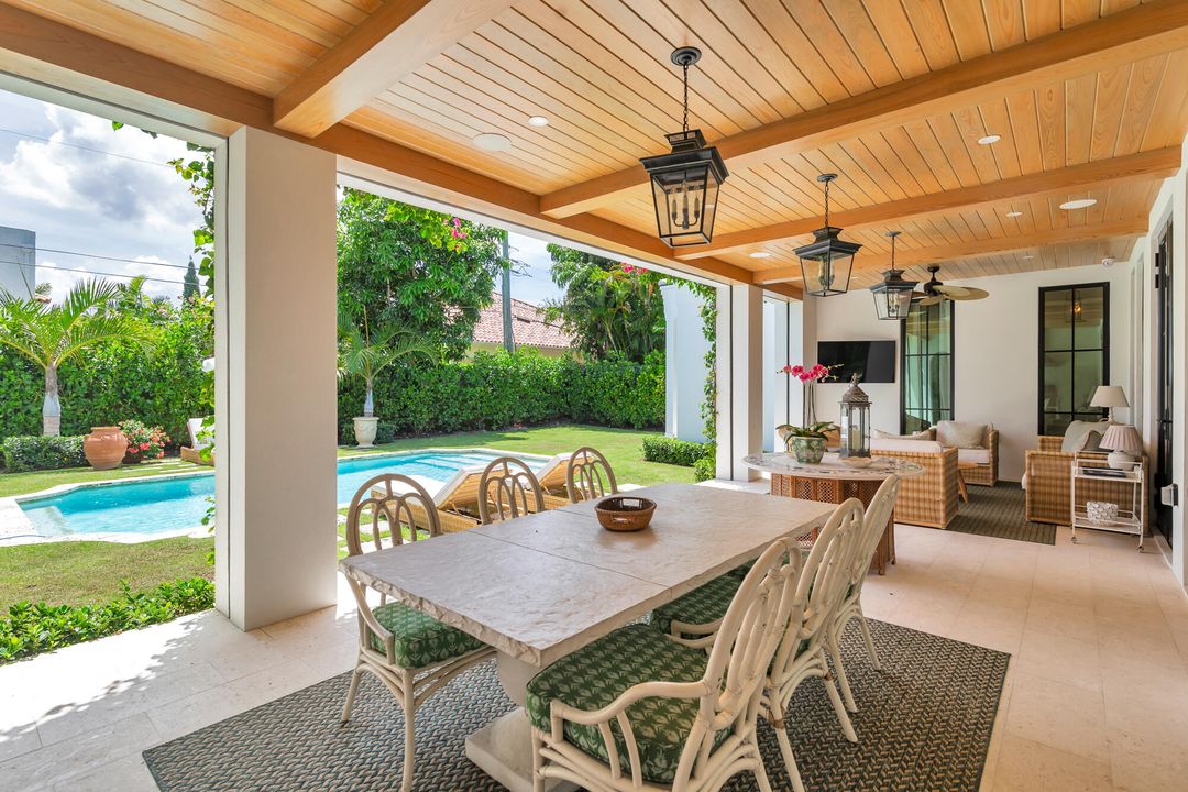 For Sale: $7,998,000 (5 beds, 5 baths, 4725 Square Feet)