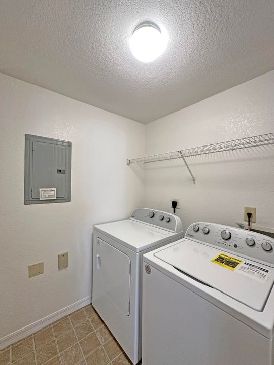 For Rent: $1,850 (2 beds, 2 baths, 1253 Square Feet)
