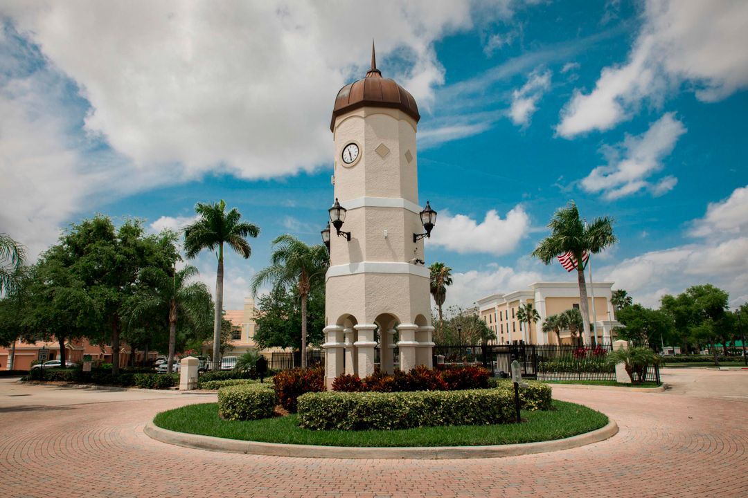 For Rent: $1,850 (2 beds, 2 baths, 1253 Square Feet)