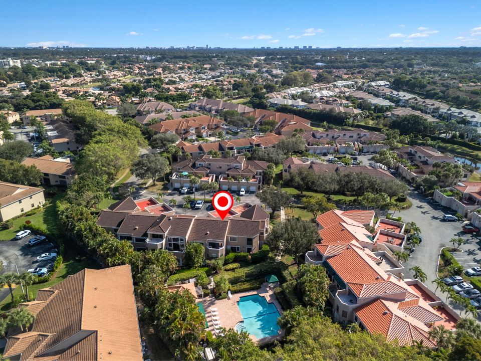 En Venta: $359,900 (2 camas, 2 baños, 1263 Pies cuadrados)