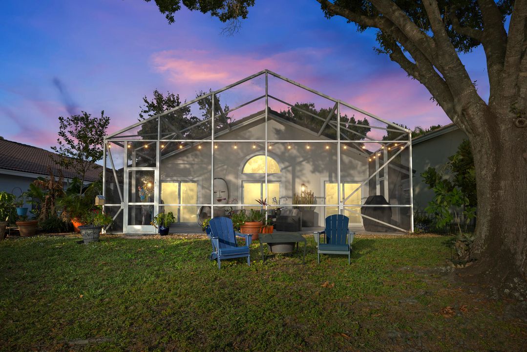 For Sale: $699,000 (3 beds, 2 baths, 1412 Square Feet)