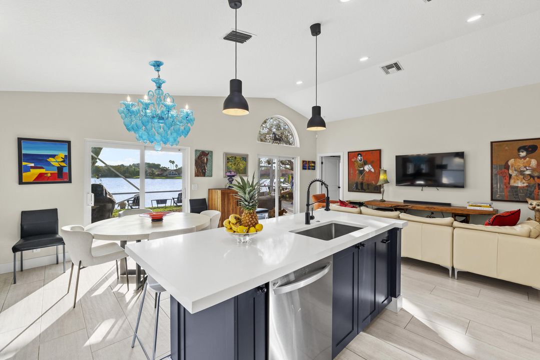 For Sale: $699,000 (3 beds, 2 baths, 1412 Square Feet)