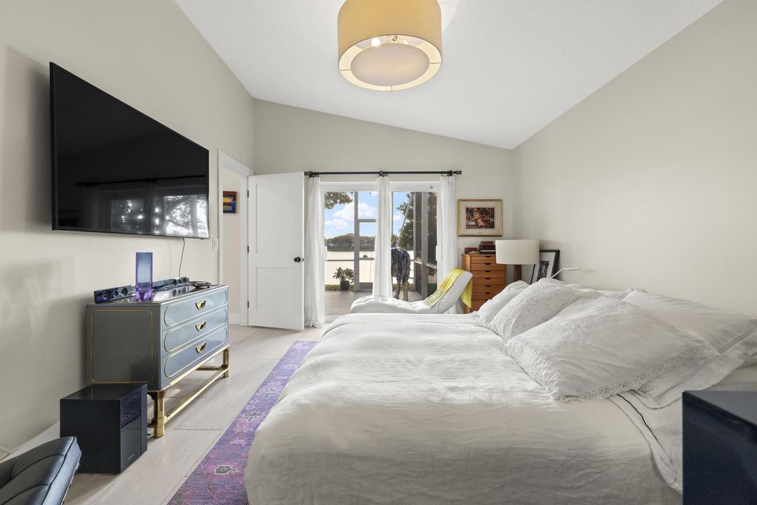 For Sale: $699,000 (3 beds, 2 baths, 1412 Square Feet)