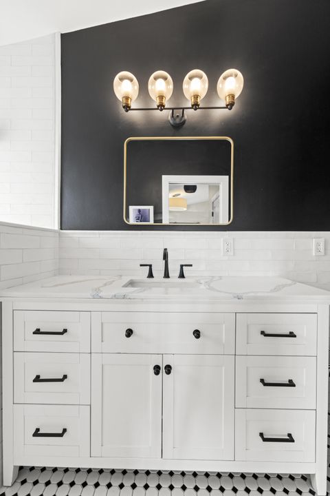 For Sale: $699,000 (3 beds, 2 baths, 1412 Square Feet)