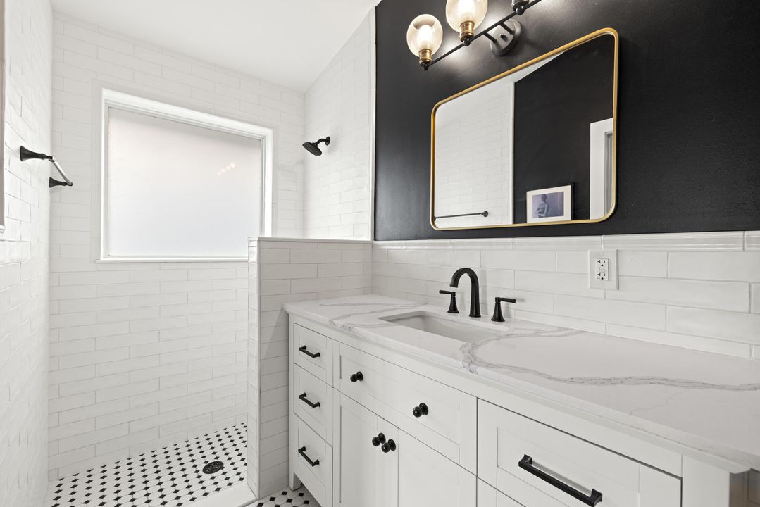 For Sale: $699,000 (3 beds, 2 baths, 1412 Square Feet)