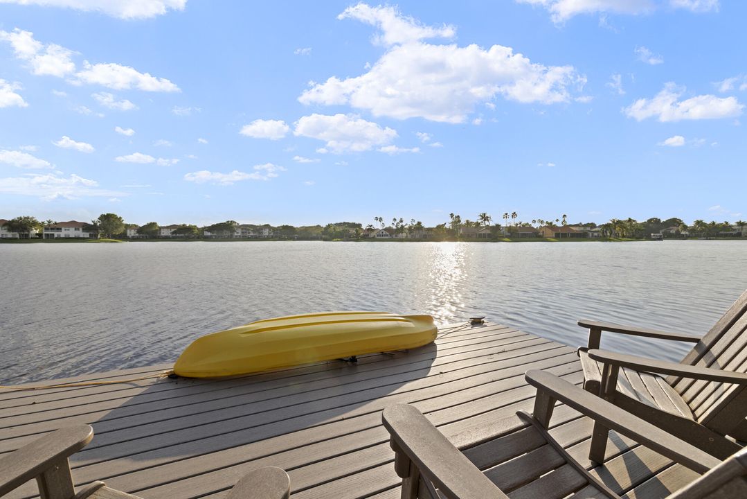 For Sale: $699,000 (3 beds, 2 baths, 1412 Square Feet)