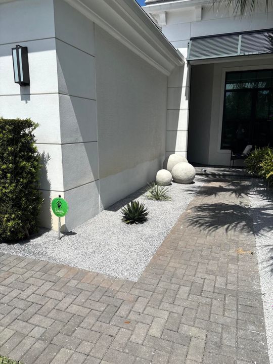 En Renta: $10,000 (3 camas, 2 baños, 2359 Pies cuadrados)