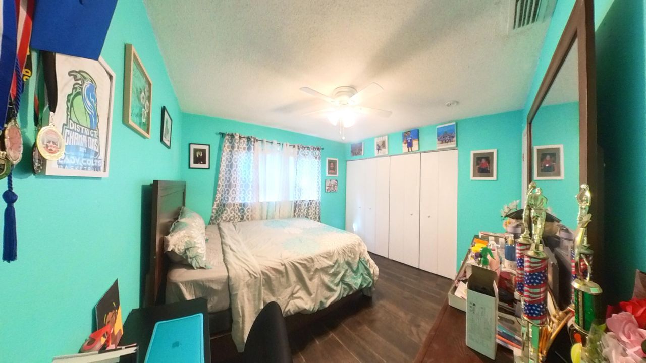 For Sale: $595,000 (4 beds, 2 baths, 1835 Square Feet)