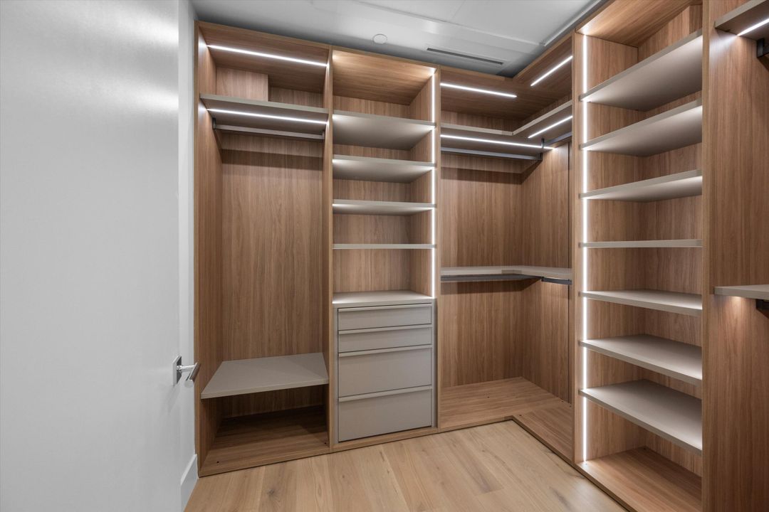 На продажу: $12,895,000 (4 спален, 4 ванн, 4420 Квадратных фут)