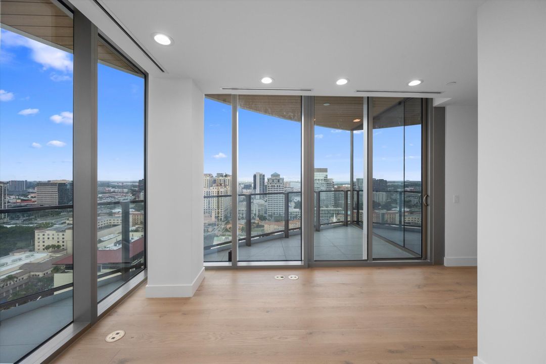 На продажу: $12,895,000 (4 спален, 4 ванн, 4420 Квадратных фут)