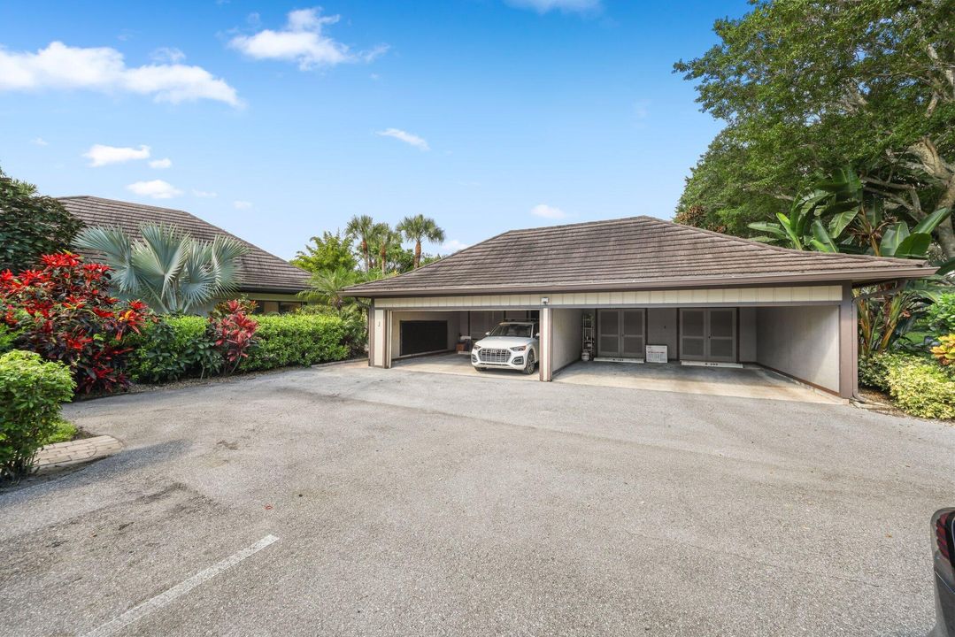 For Rent: $14,000 (4 beds, 4 baths, 2400 Square Feet)