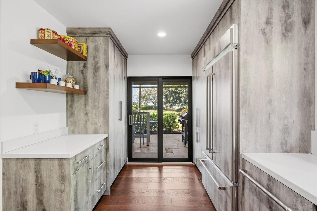 For Rent: $14,000 (4 beds, 4 baths, 2400 Square Feet)