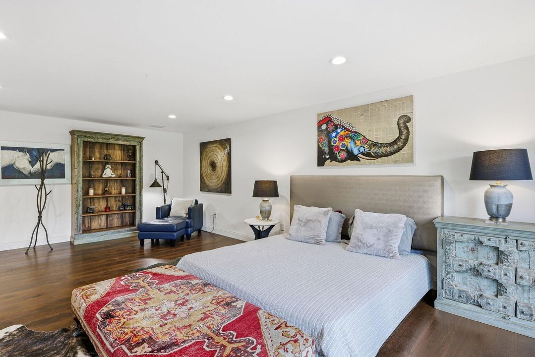 For Rent: $14,000 (4 beds, 4 baths, 2400 Square Feet)