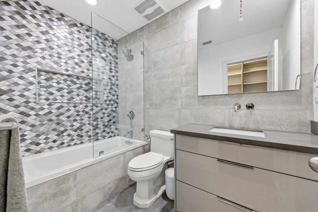 For Rent: $14,000 (4 beds, 4 baths, 2400 Square Feet)