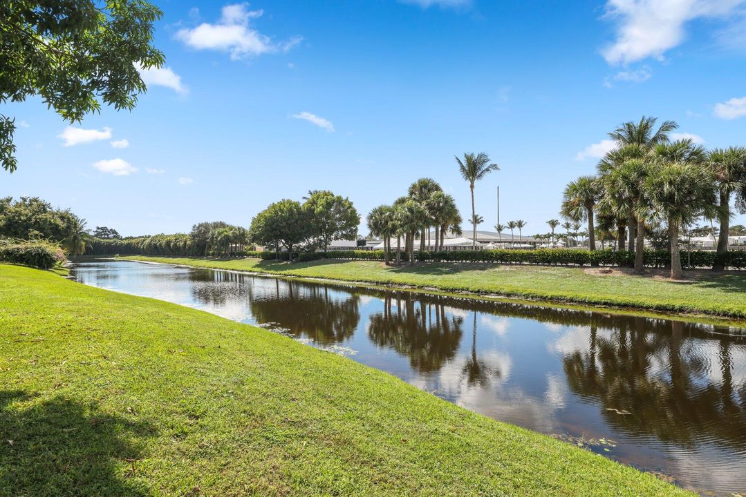 For Rent: $14,000 (4 beds, 4 baths, 2400 Square Feet)