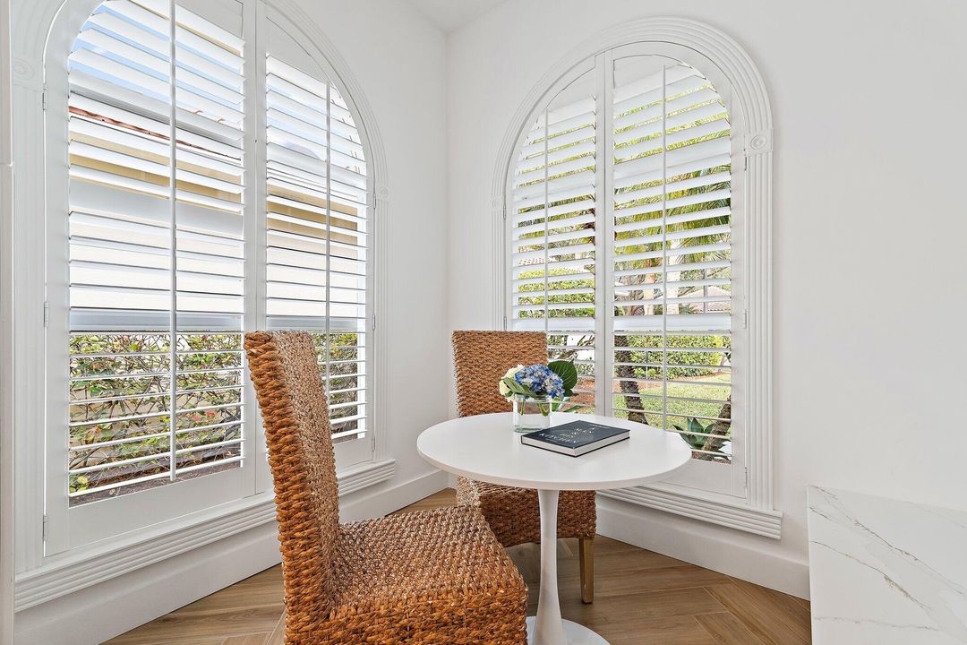 待售: $1,200,000 (3 贝兹, 2 浴室, 1577 平方英尺)