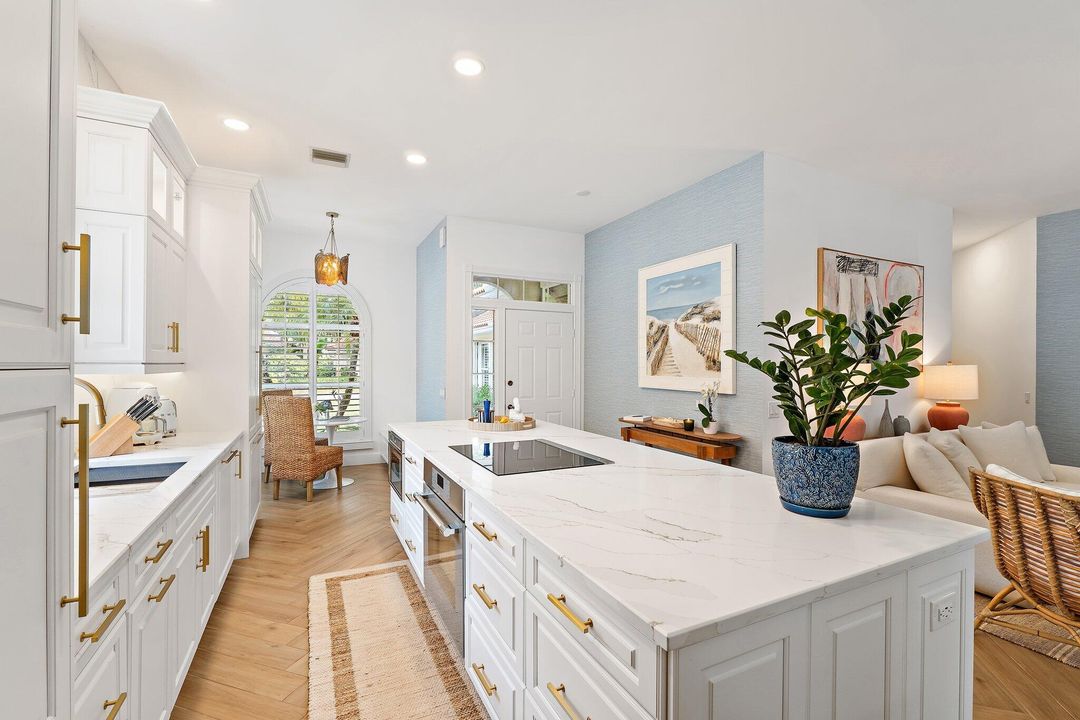 待售: $1,200,000 (3 贝兹, 2 浴室, 1577 平方英尺)