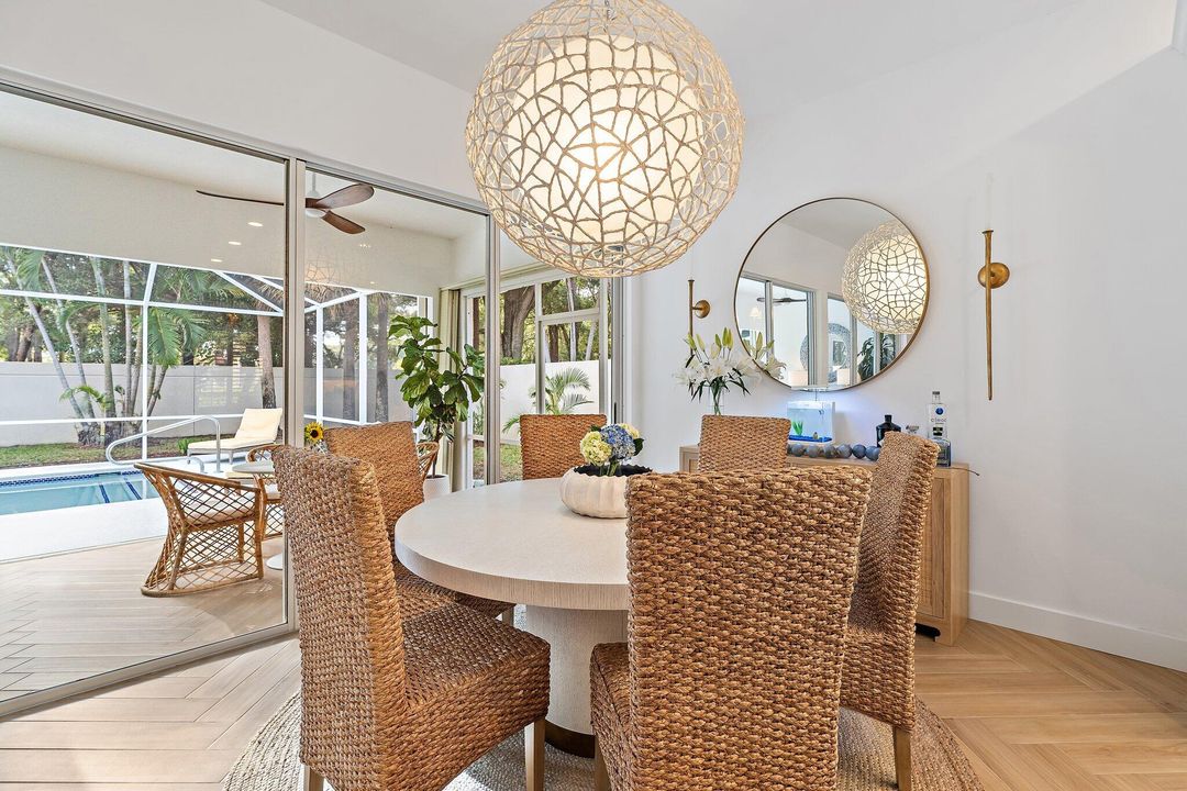 待售: $1,200,000 (3 贝兹, 2 浴室, 1577 平方英尺)