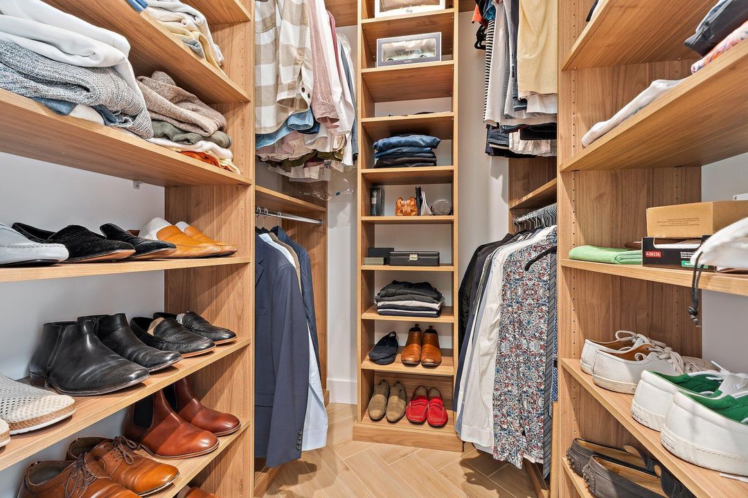 待售: $1,200,000 (3 贝兹, 2 浴室, 1577 平方英尺)