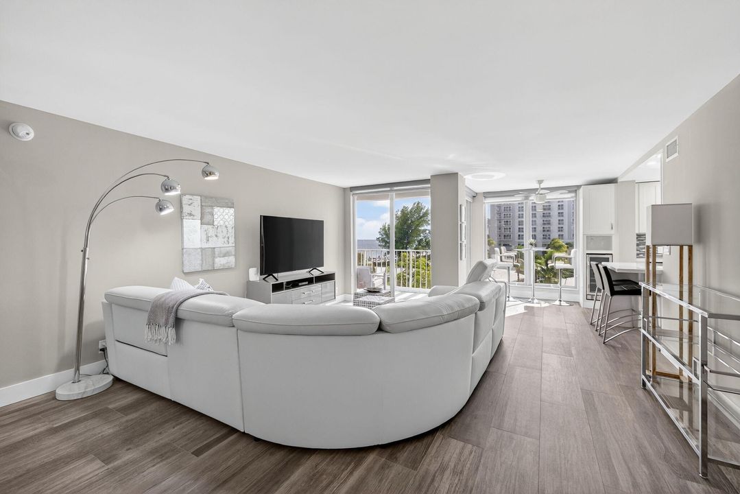 For Sale: $749,900 (3 beds, 2 baths, 1650 Square Feet)