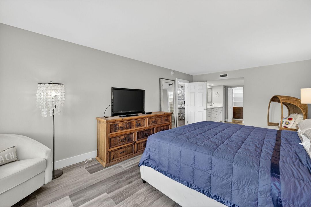 For Sale: $749,900 (3 beds, 2 baths, 1650 Square Feet)