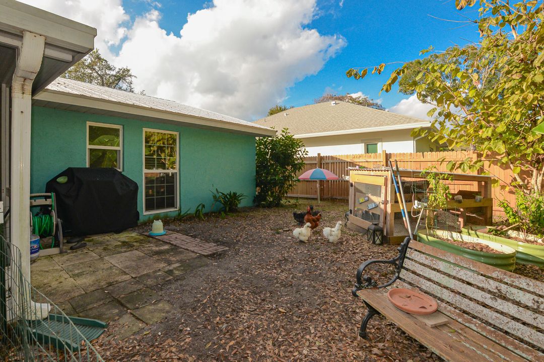 For Rent: $2,000 (3 beds, 2 baths, 1248 Square Feet)