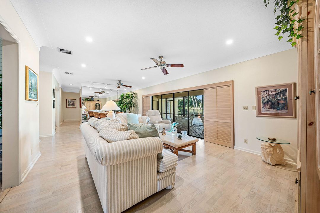 На продажу: $5,150,000 (3 спален, 2 ванн, 2460 Квадратных фут)