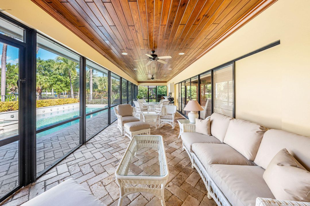 На продажу: $5,150,000 (3 спален, 2 ванн, 2460 Квадратных фут)