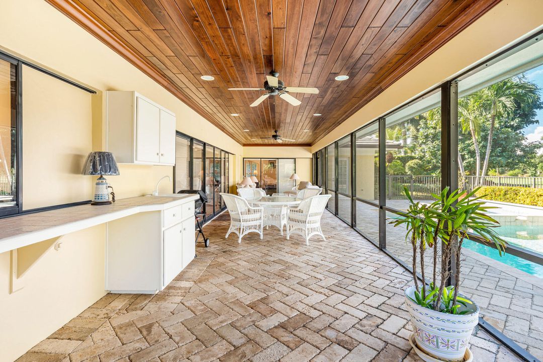 На продажу: $5,150,000 (3 спален, 2 ванн, 2460 Квадратных фут)