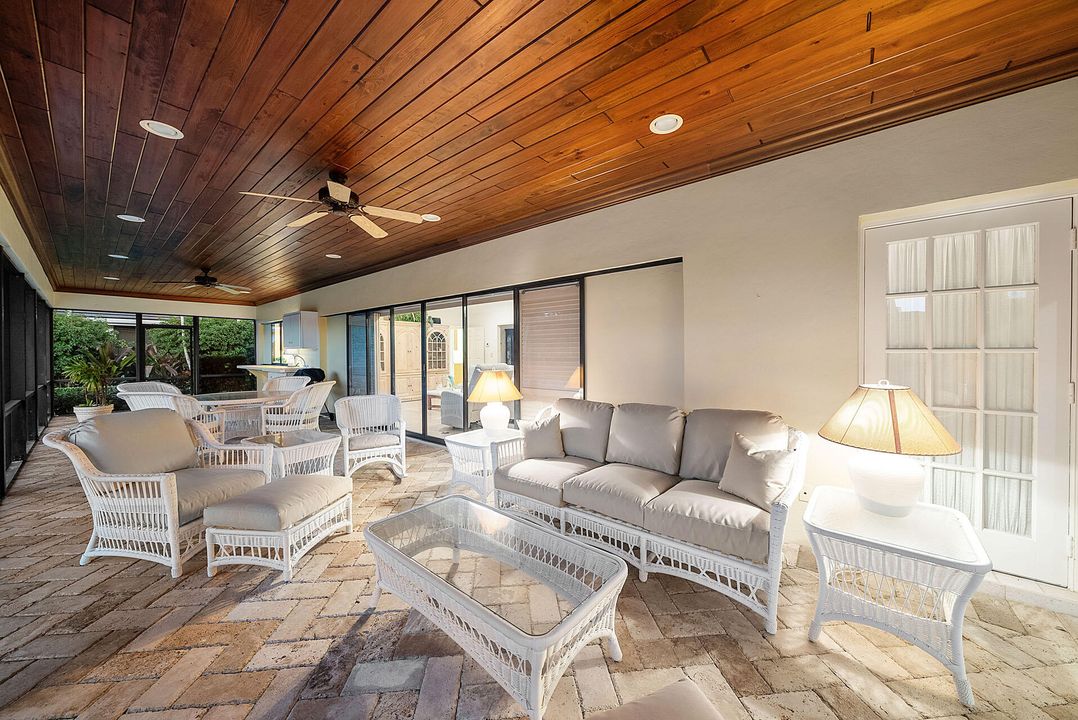 На продажу: $5,150,000 (3 спален, 2 ванн, 2460 Квадратных фут)